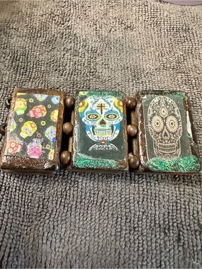 Handmade Wooden Day of the Dead Sugar Skull Bracelet - Multicolor